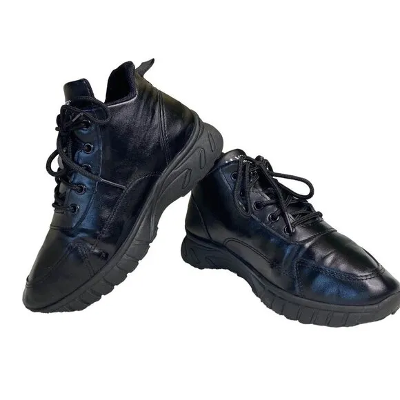 Letter Graphic High Top Lace-up Front sneakers Shoes women size 6 USA