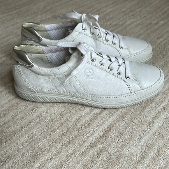 Like New Gabor Women's Derby Lace-up Sneaker Tennis Shoe White Sz US 10.5