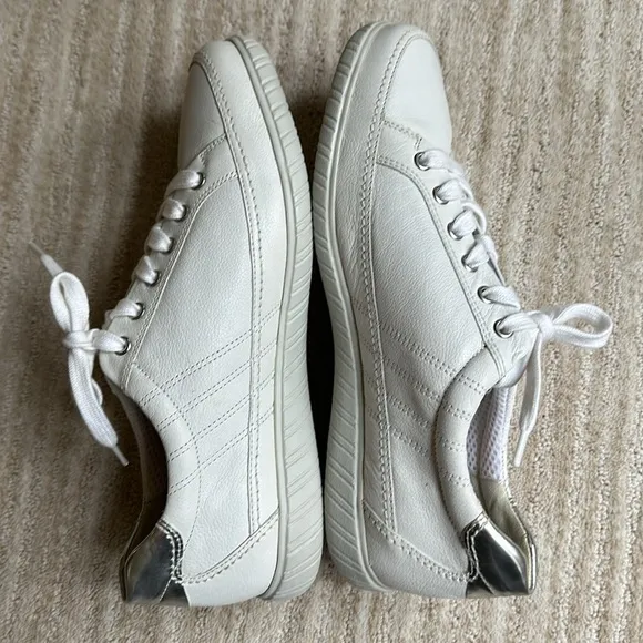 Like New Gabor Women's Derby Lace-up Sneaker Tennis Shoe White Sz US 10.5