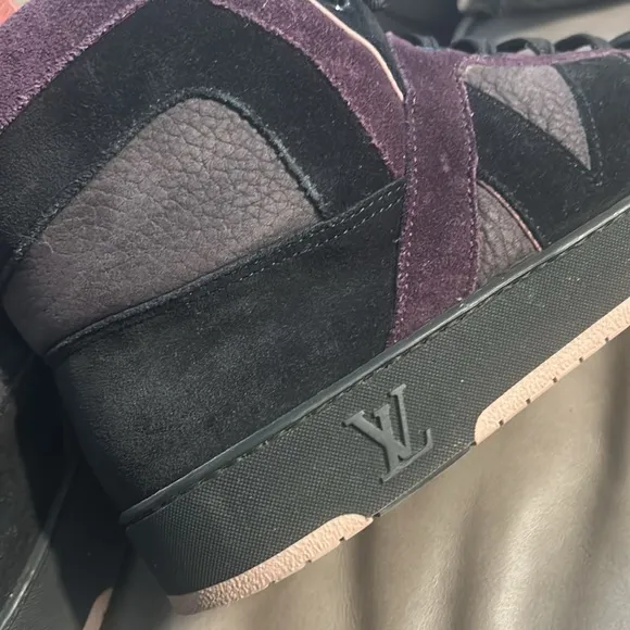 Louis Vuitton Suede High Top Sneaker Shoes 7.5 Men’s / 9.5-10 Women’s