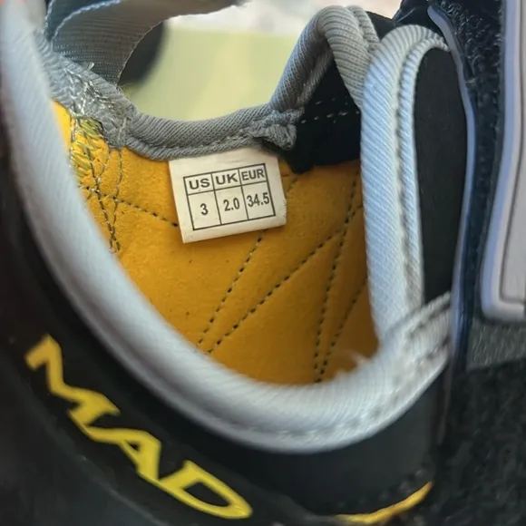 Mad Rock climbing shoes size 3