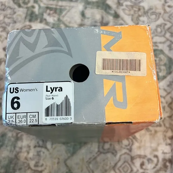 Mad Rock climbing shoes size 6