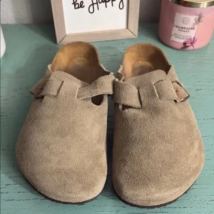 Men Tan Suede Shoes