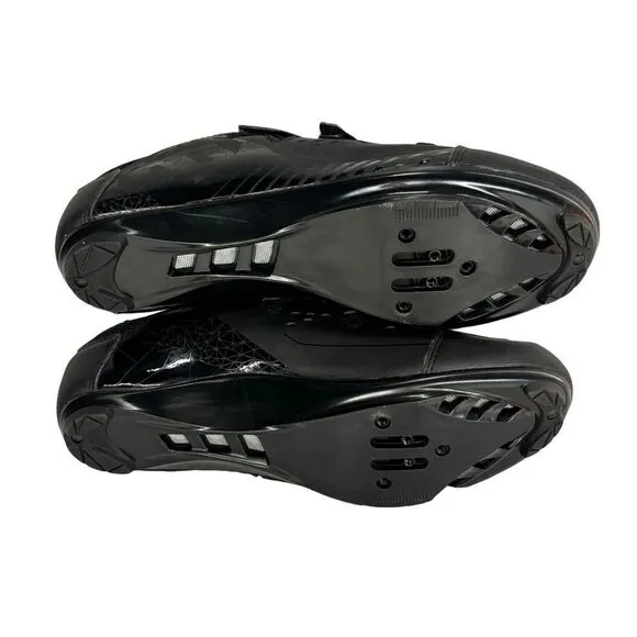 Men’s Hiland cycling shoes size 8.5 black euro 41