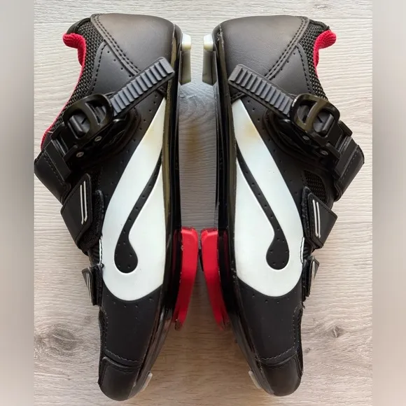 Men’s Peloton Red and Black Delta Cleats Cycling Shoes Size 41 US 8.5