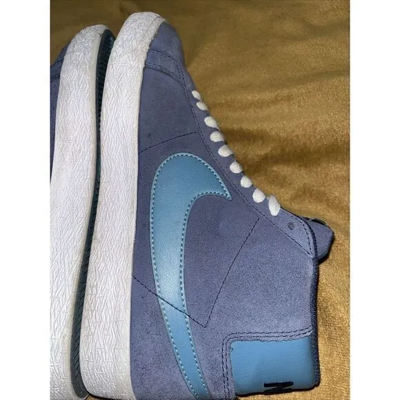 Men's Size 7 Nike SB‎ Zoom Blazer Mid Midnight Navy/Noise Aqua FD0731-400 Skate