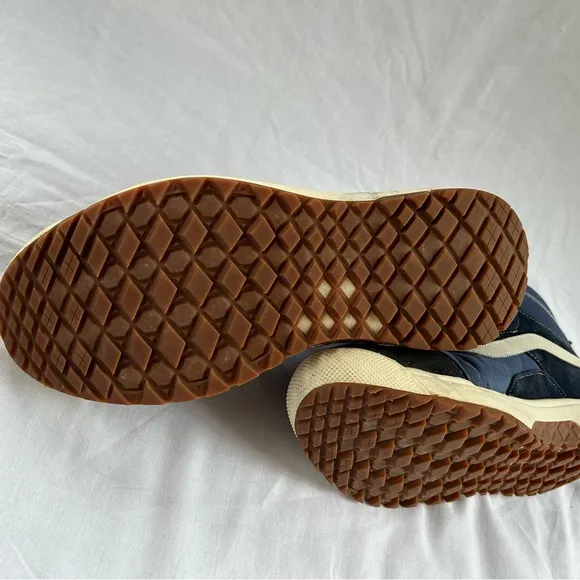 Men's Vans Ultrarange Blue High-top Sneaker, Size 11