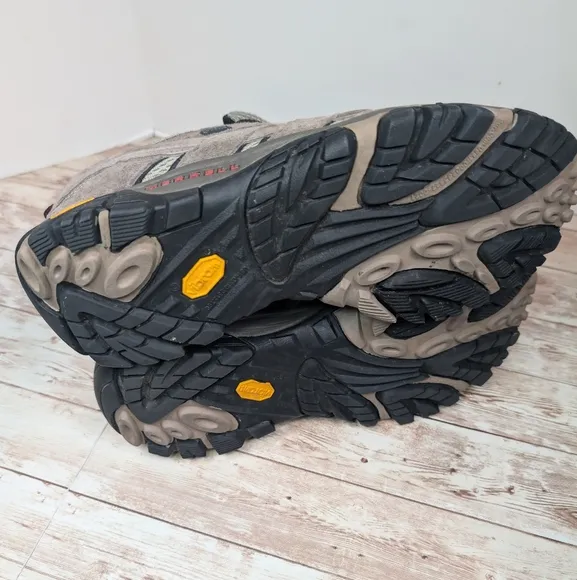 Merrell Vibram Hiking Walking Trail Boot Shoes Moab 2 Bark Brown Men's 9.5