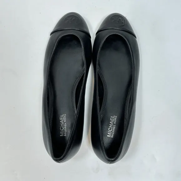 Michael Kors Dylan Flat black leather almond toe slip on shoes women 6 EUC