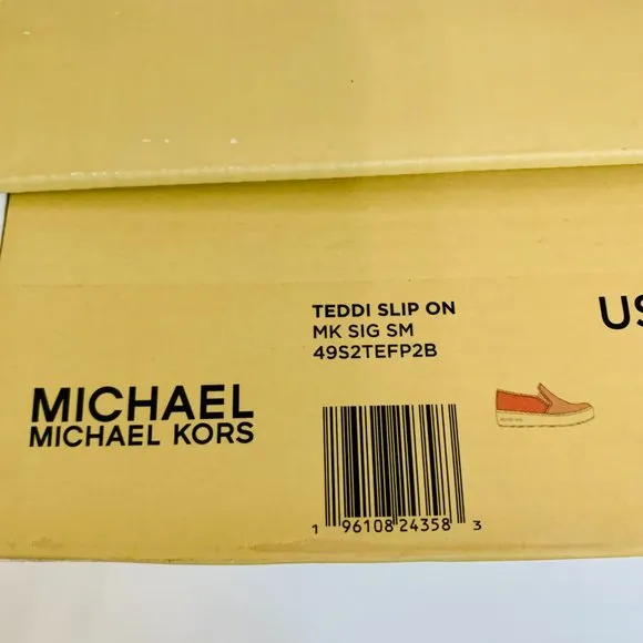 MICHAEL KORS MK SIGNATURE SHERBET TEDDY SLIP ON SHOES