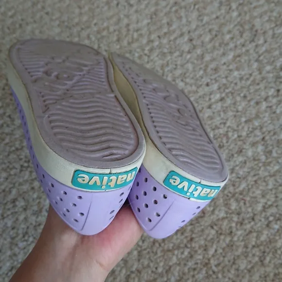 Native Kids Shoes Jefferson Slip-on Sneakers in Purple size J4