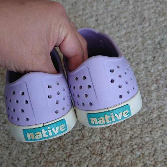 Native Kids Shoes Jefferson Slip-on Sneakers in Purple size J4