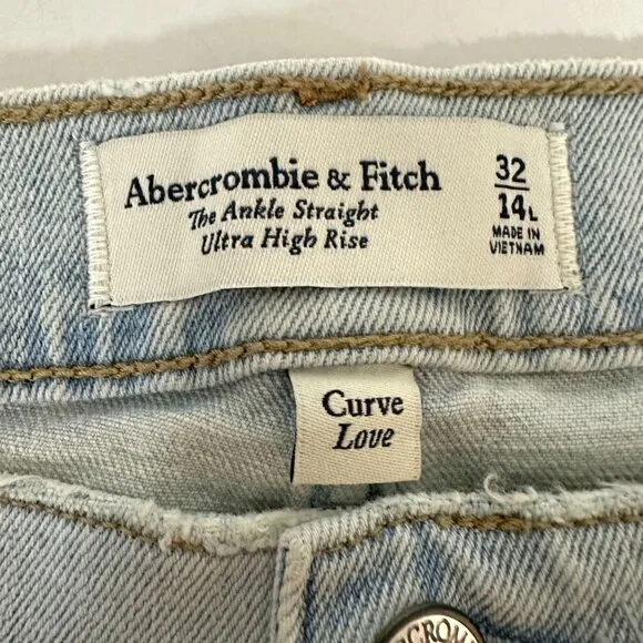 *NEW* Abercrombie Curve Love Ultra High Rise Ankle Straight Jean