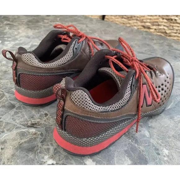 New Balance 700 Hiking Trail Running Athletic Shoes MT700LR Mens Size 7D Wns 8.5