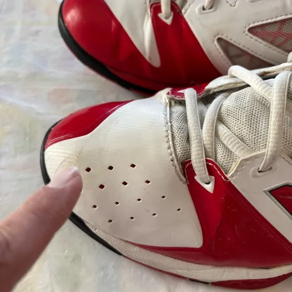 New Balance 82 Basketball High Tops white red sneakers SZ 10 Worn Condition