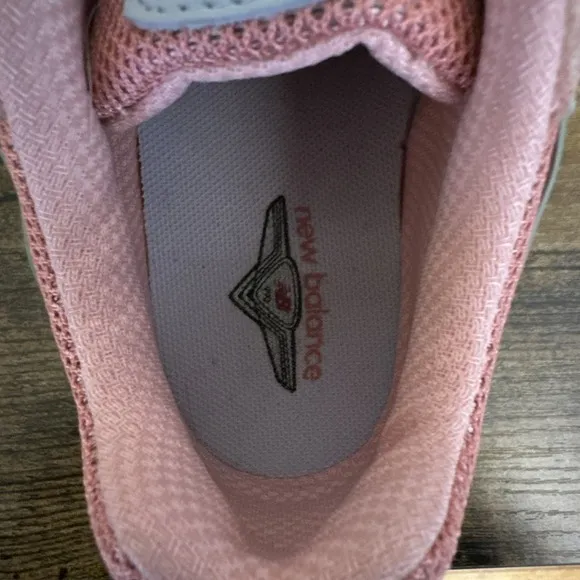 New Balance 990v5 Size 1.5 Pink And Grey