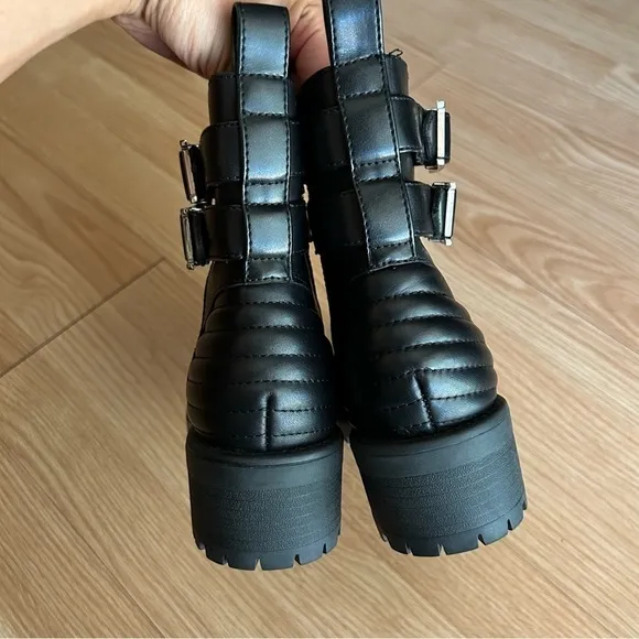 NEW Blondo Mable Black Leather Waterproof Boots Women’s 6.5