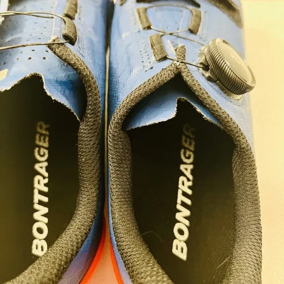 NEW Bontrager Circuit Road Cycling Shoes w BOA L6 Dial, bonus NEW 3-Bolt cleats