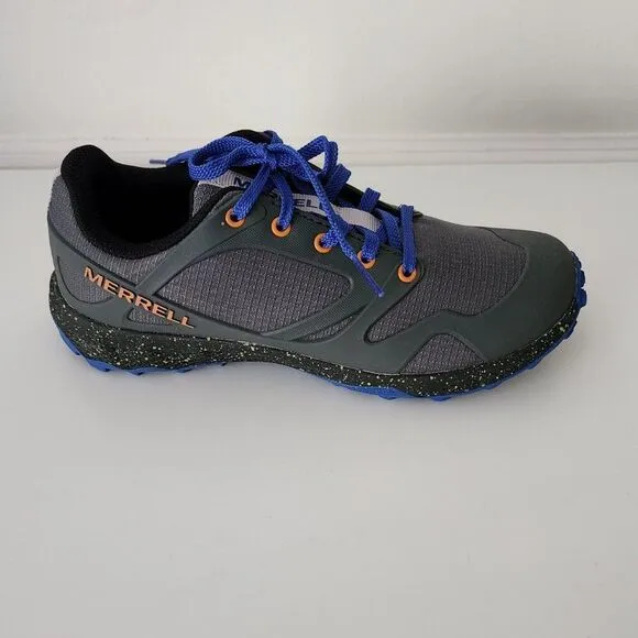NEW Boy's Merrell Trail Shoe/Sneaker (Size 2.0)