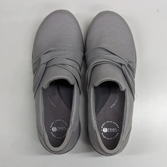 New Bzees Slip On Glimmer Loafer Women's Size 5