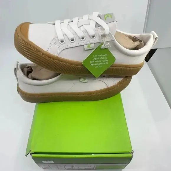 NEW Cariuma Oca Low Top Sneaker Shoes Lace-Up Canvas White Gum Unisex W6.5/M5