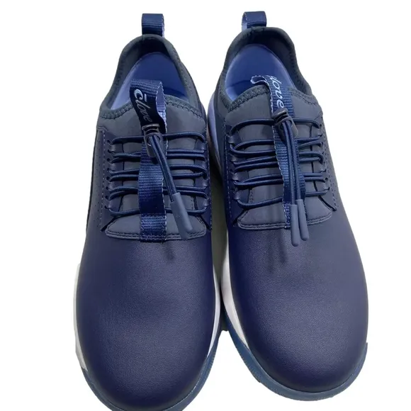 NEW CLOVE  Classic Sneakers Size 8.5 Healthcare Comfort Toggle Fluid Resistant