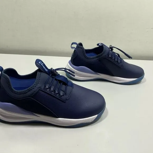 NEW CLOVE  Classic Sneakers Size 8.5 Healthcare Comfort Toggle Fluid Resistant