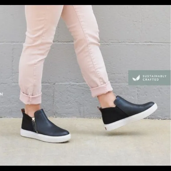 New Dr. Scholl’s Wanderay Women’s Shoes