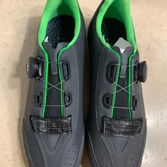 New fizik men’s cycling/ racing/ spinning shoes 🚵‍♀️