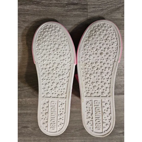 New Ground Up Barbie Pink High Top Canvas Shoes Teenage Girls Size 4 No Box