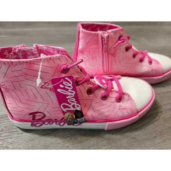 New Ground Up Barbie Pink High Top Canvas Shoes Teenage Girls Size 4 No Box