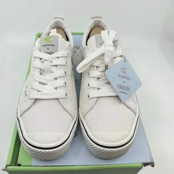 NEW In Box Cariuma Peanuts Earth Oca Low Canvas Sneaker Shoes Off-White 4/5.5