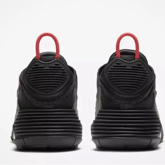 NEW Nike Men's Air Max 2090 Running Shoes 13 M Black Radiant Red CT1803-002