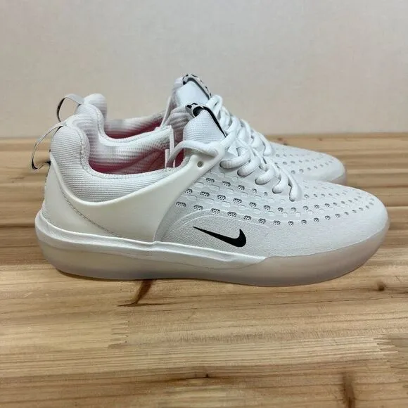 NEW Nike SB Zoom NYJAH 3 skate shoes Mens Youth 4 womens 5.5 White Black