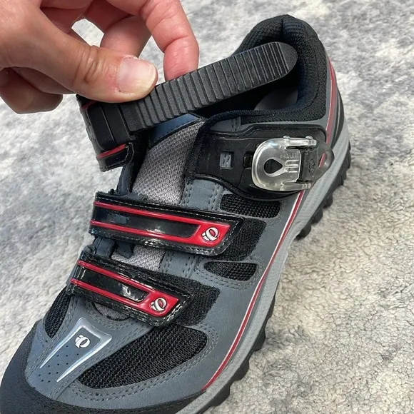 New Pearl Izumi X-Alp Enduro II Shoes Gray Black Cycling Cross Country Trail 40