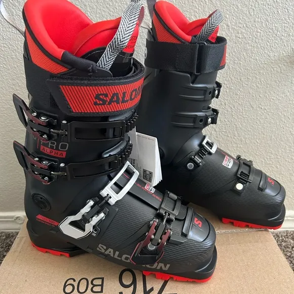 New Salomon Men's Sz 24.5(8) Flex 100 S/Pro Alpha Black and Red Ski Boots