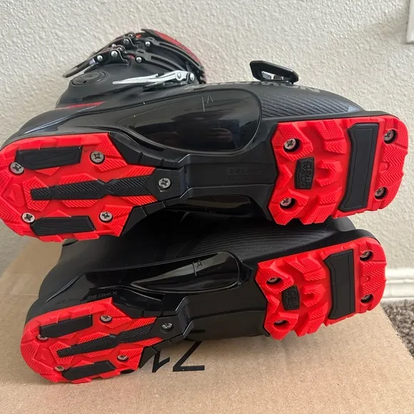 New Salomon Men's Sz 24.5(8) Flex 100 S/Pro Alpha Black and Red Ski Boots