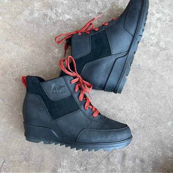 NEW Sorel Evie Lace Up Waterproof Boots Booties Sz 8