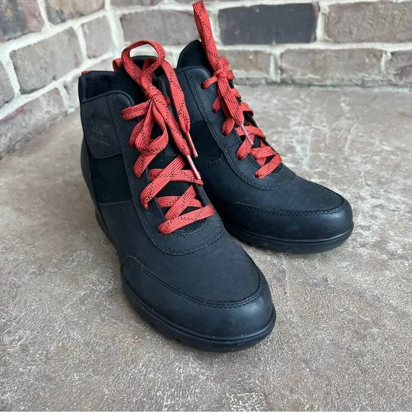 NEW Sorel Evie Lace Up Waterproof Boots Booties Sz 8