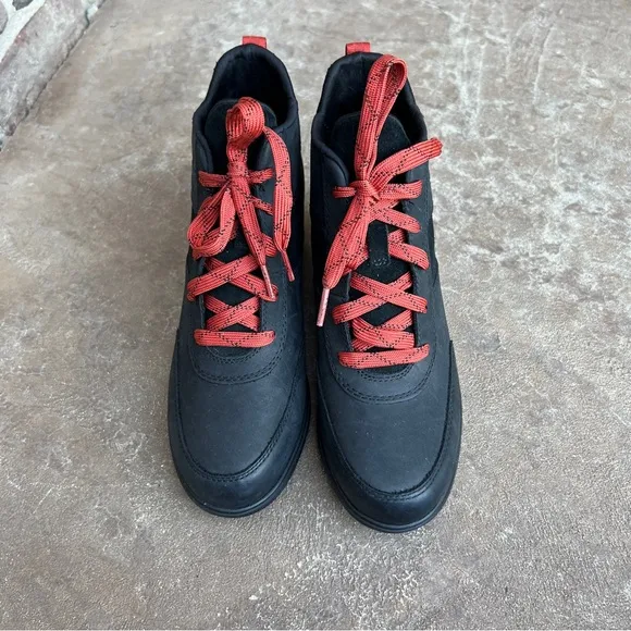 NEW Sorel Evie Lace Up Waterproof Boots Booties Sz 8