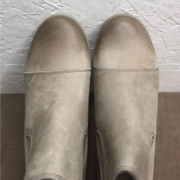 NEW! SOREL Evie Pull-On Sz 6.5 Omega Taupe Waterproof Leather &amp; Suede Ankle Boot