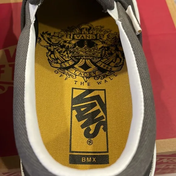 New VANS (Dan Lancey) BMX Slip-On in Asphalt / Pewter Mens size 8.5