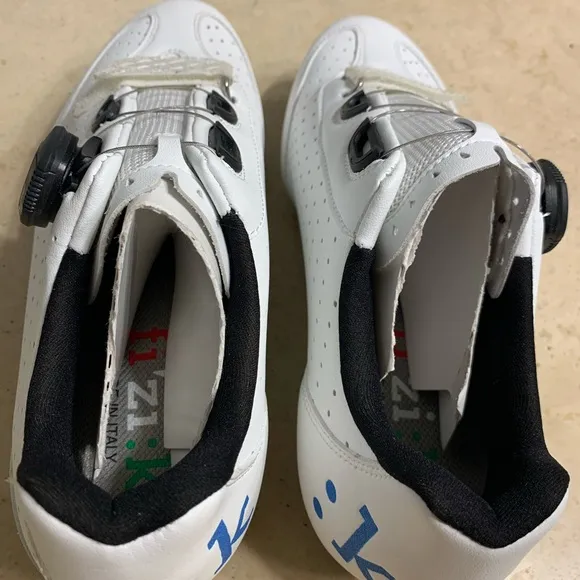 New women’s fizik cycling/ racing/ spinning shoes 🚵‍♀️
