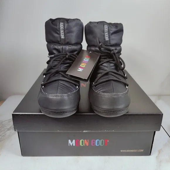 NIB NWT Tecnica Women's Black Low Nylon Apres Ski Moon Boots, Sz 7