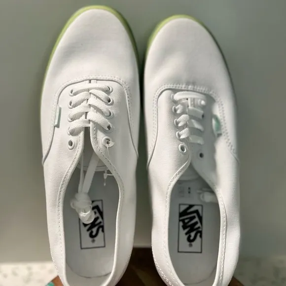 NIB Vans Authentic Translucent White Green Ash Shoes Mens 10 Skate Sneaker