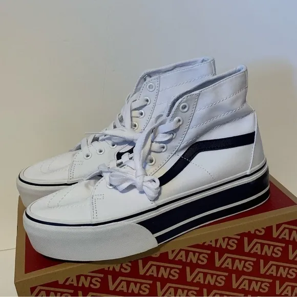 NIB. VANS Sk8-Hi Tapered Stackform Platform Sneaker