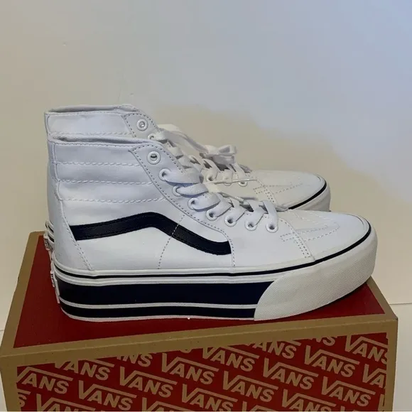 NIB. VANS Sk8-Hi Tapered Stackform Platform Sneaker