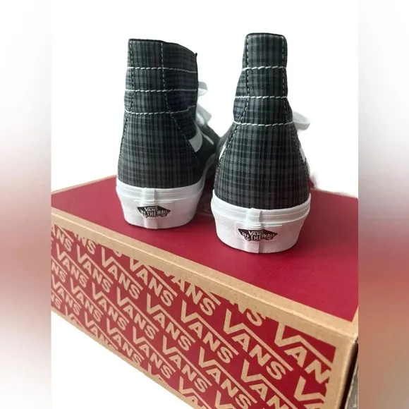 NIB Vans Sk8-Hi Tapered UV Beads Shoes
