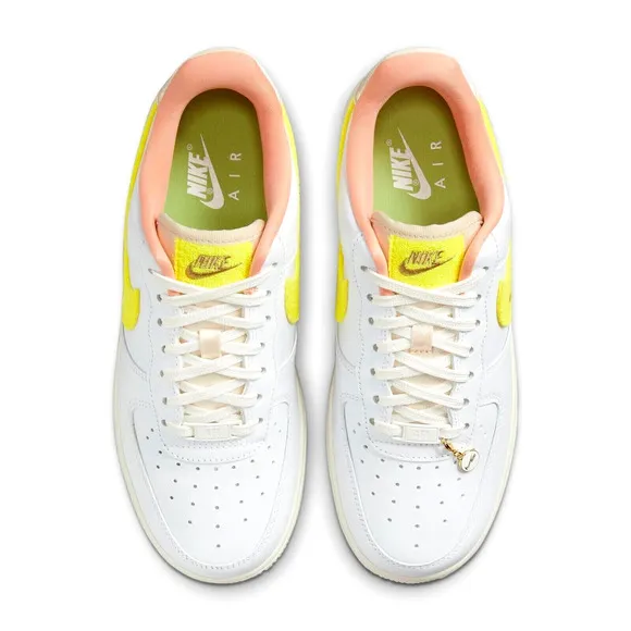 Nike Air Force 1 07 LX Shoes Women's Size 10.5 White/ Yellow -DV2183 100 New