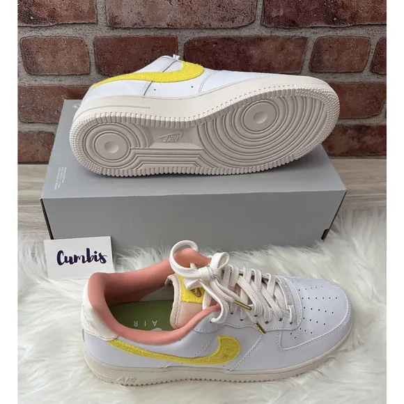 Nike Air Force 1 07 LX Shoes Women's Size 10.5 White/ Yellow -DV2183 100 New